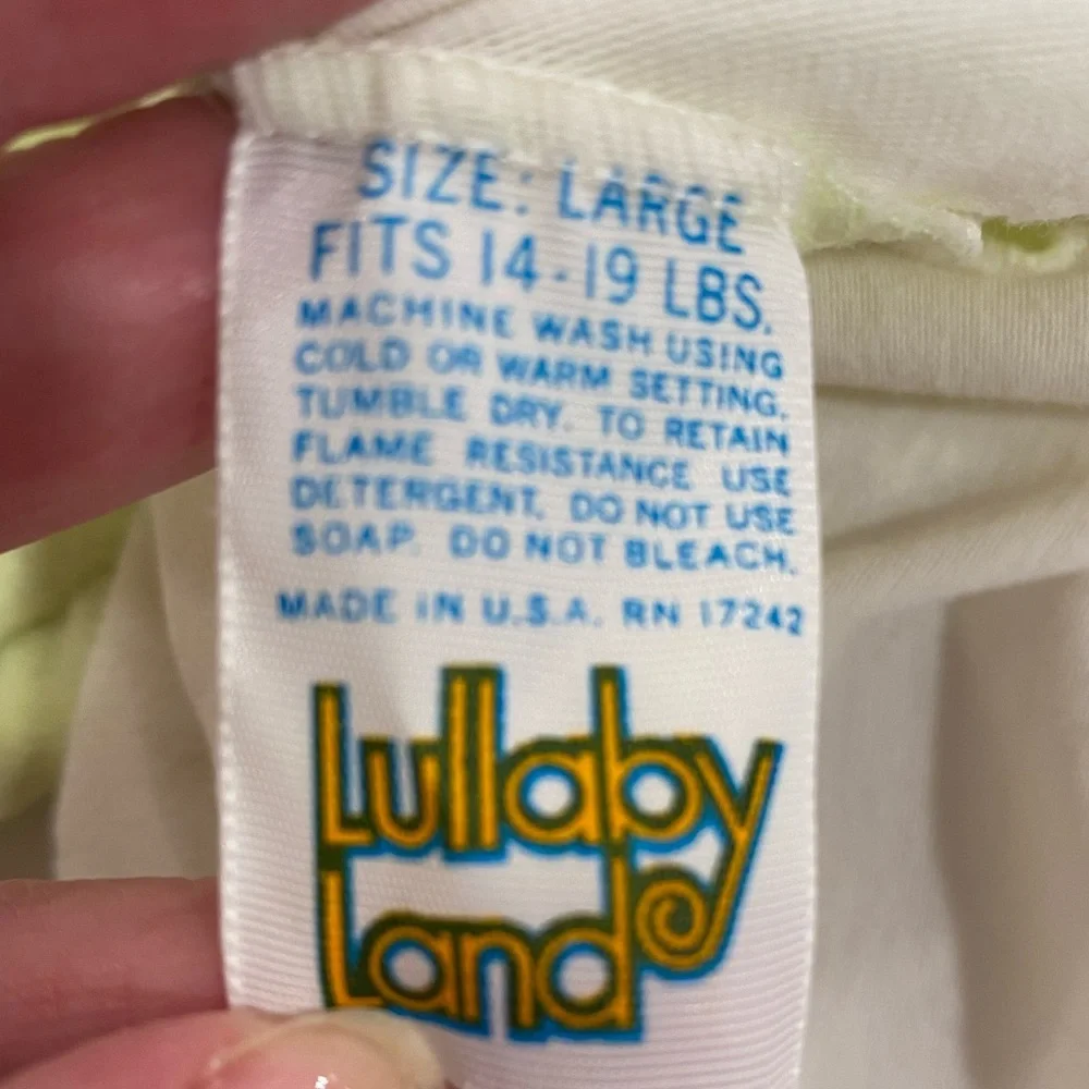1970s infant one piece sleeper “Ray of Sunshine” 14-19lbs